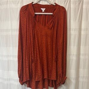 Crown & Ivy Brown Long Sleeve Relaxed Blouse